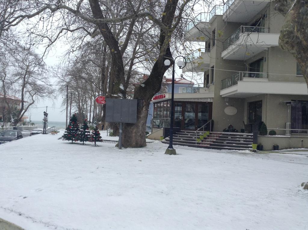 Hotel Ifigenia Leptokaryá Exterior foto